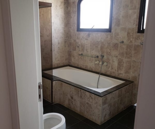 2b6df3fc447a4b1ea0aed8b926b689f3