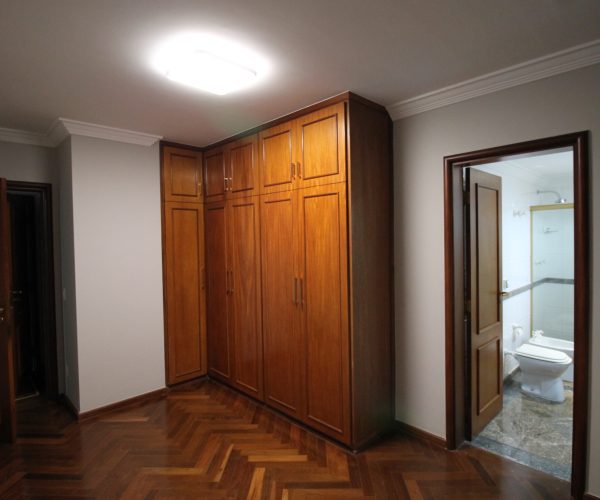 Apartamento pronto para morar no Edifício Chateau (31)