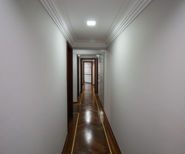 Apartamento pronto para morar no Edifício Chateau (33)