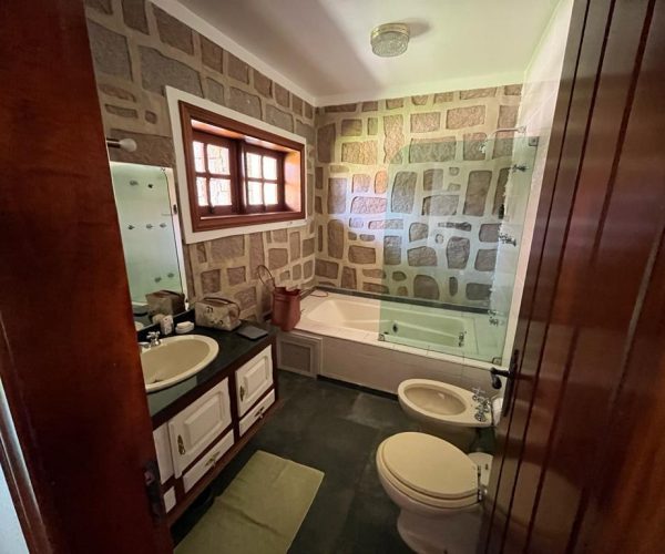 WhatsApp Image 2025-09-23 at 21.59.27 (1)