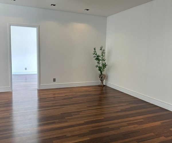 WhatsApp Image 2025-12-08 at 20.11.25