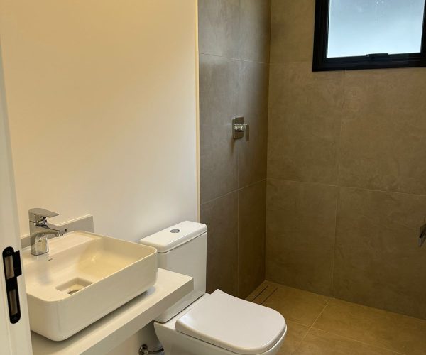 WhatsApp Image 2025-12-08 at 20.11.26