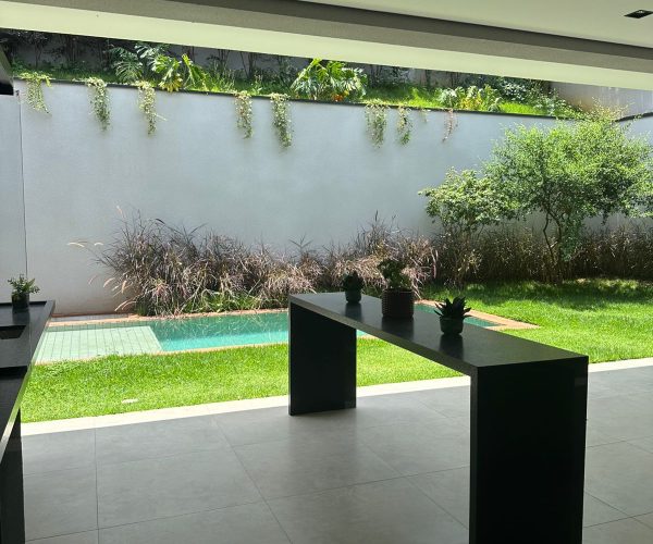 WhatsApp Image 2025-12-08 at 20.11.30 (1)