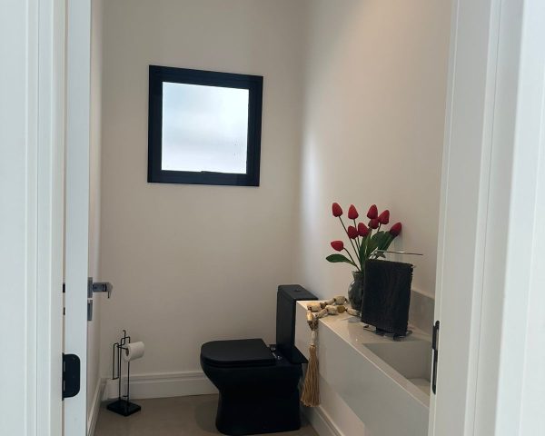 WhatsApp Image 2025-12-08 at 20.11.31 (2)