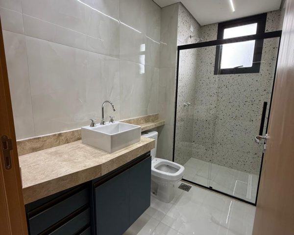 WhatsApp Image 2025-12-08 at 21.45.33 (1)