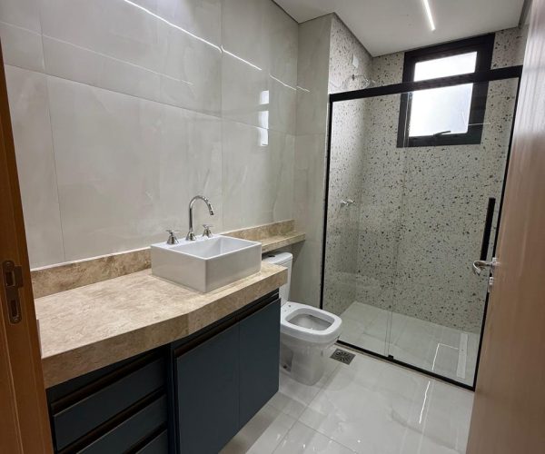 WhatsApp Image 2025-12-08 at 21.45.33 (1)