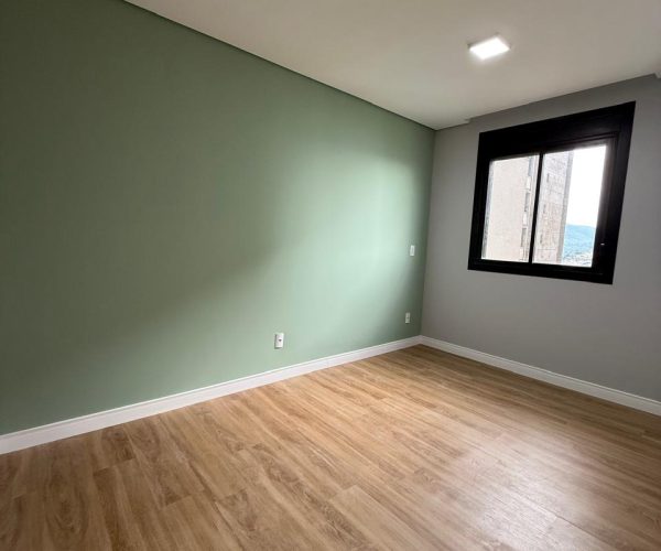 WhatsApp Image 2025-12-08 at 21.45.33 (2)