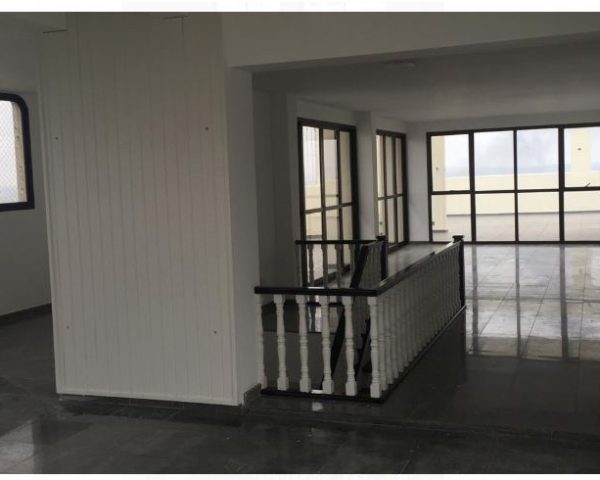 ffacaf3dc63e459d89556fb551874f94